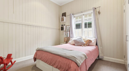 39 Lilley Rd Bardon , QLD 4065