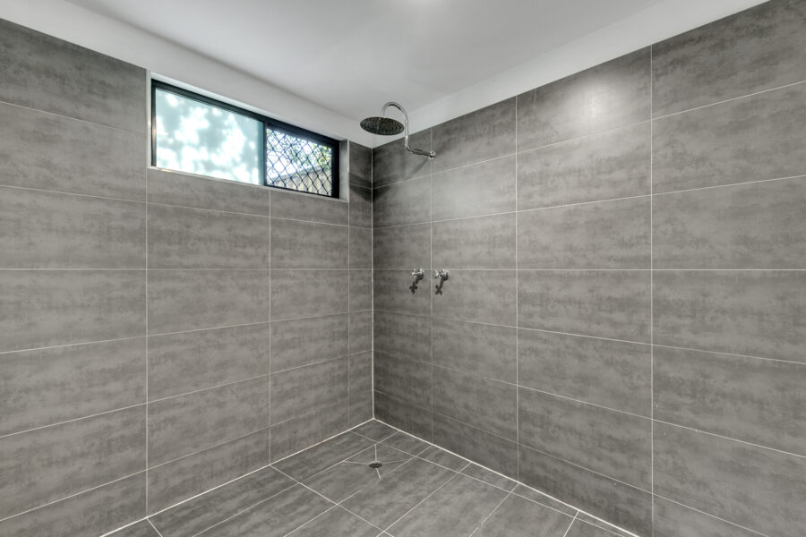 129A Spitfire Avenue Strathpine , QLD 4500 Australia