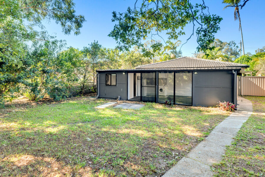 129A Spitfire Avenue Strathpine , QLD 4500 Australia
