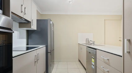 4/8 Myora Cres Capalaba , QLD 4157 Australia