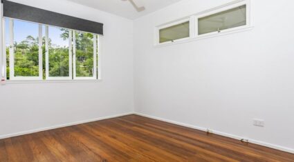 16 Currong St Kenmore , QLD 4069 Australia