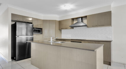 55 Morden Street Sunnybank Hills , QLD 4109