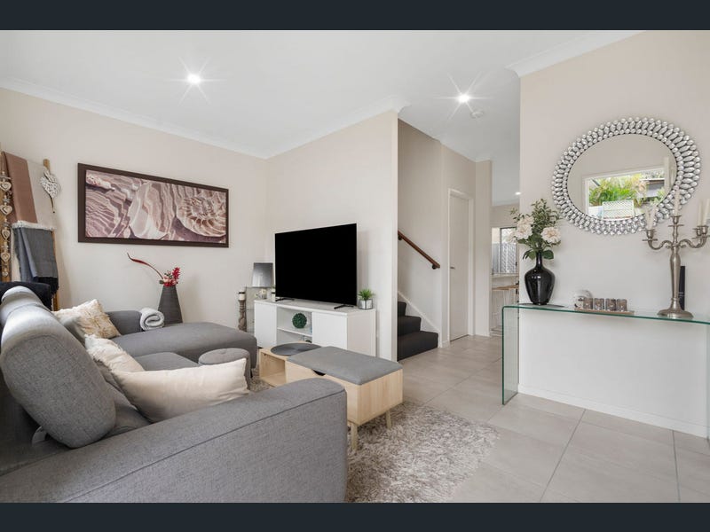 2/33 Quentin St Capalaba , QLD 4157 Australia