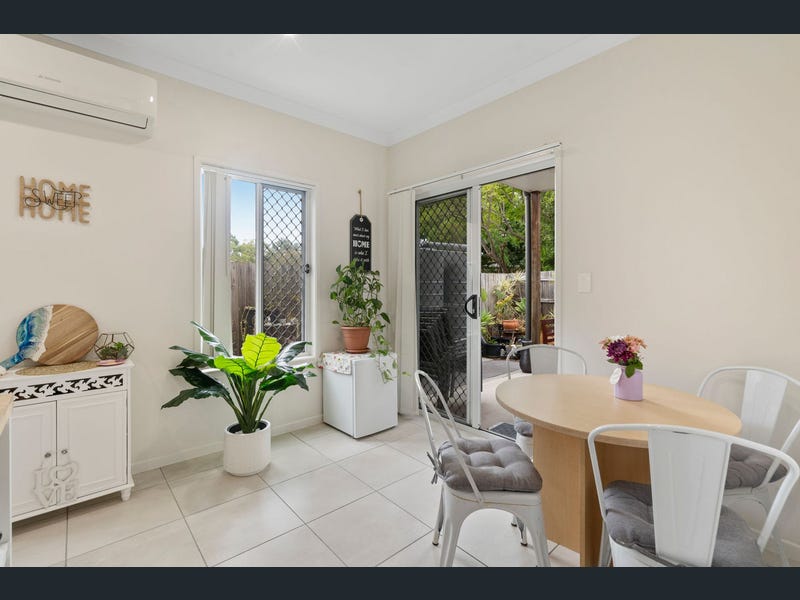 2/33 Quentin St Capalaba , QLD 4157 Australia