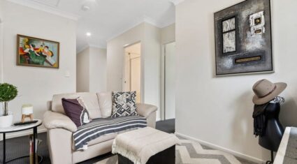 2/33 Quentin St Capalaba , QLD 4157 Australia