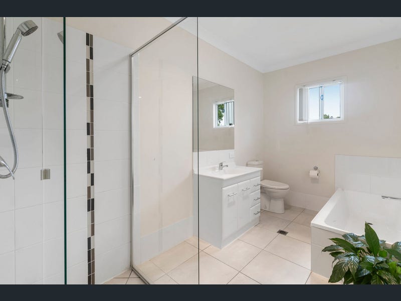 2/33 Quentin St Capalaba , QLD 4157 Australia