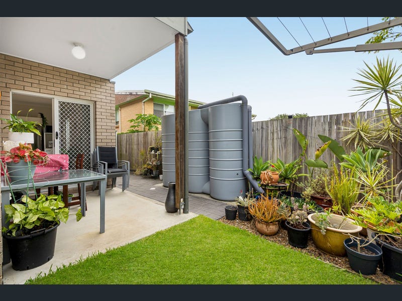 2/33 Quentin St Capalaba , QLD 4157 Australia