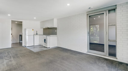 129A Spitfire Avenue Strathpine , QLD 4500 Australia