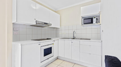 34 Water Street SPRING HILL , QLD 4000 AUS
