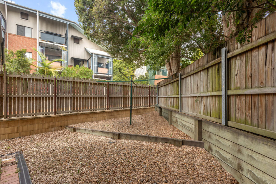 34 Water Street SPRING HILL , QLD 4000 AUS