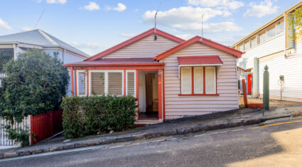 43 Princess St Petrie Terrace , QLD 4000 Australia