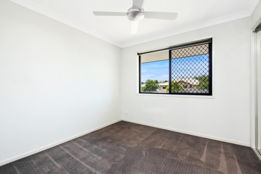120 Lexey Cres Wakerley , QLD 4154 Australia