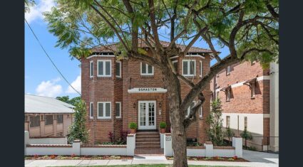 2/598 Lower Bowen Tce New Farm , QLD 4005 Australia