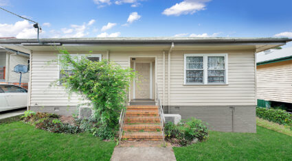 137 Ardoyne Road OXLEY , QLD 4075 