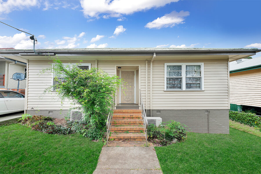 137 Ardoyne Road OXLEY , QLD 4075 