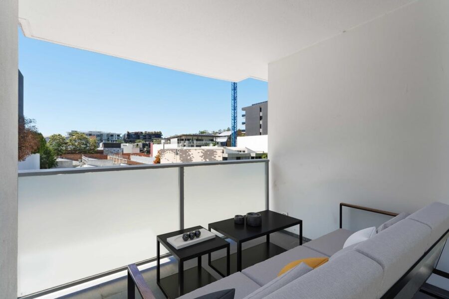 212/42 Wyandra St Newstead , QLD 4006 Australia