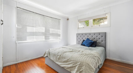 44 Carl St Woolloongabba , QLD 4102 Australia