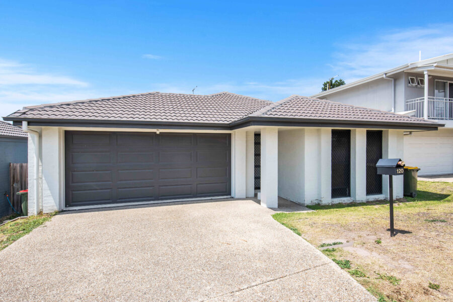 120 Lexey Cres Wakerley , QLD 4154 Australia