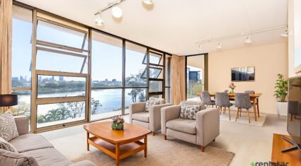 15/72 Sandford St St Lucia , QLD 4067 Australia