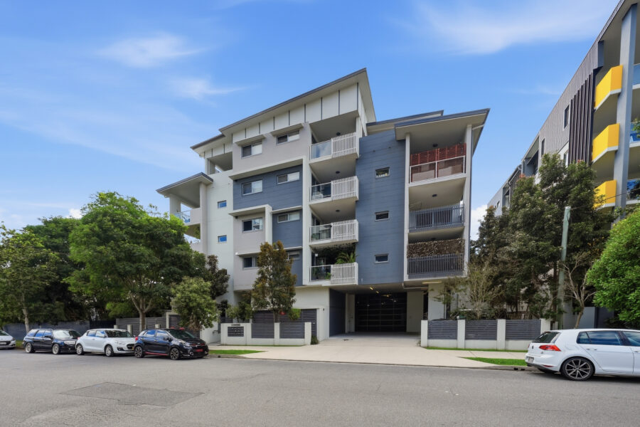 9/11 Eton St Nundah , QLD 4012 Australia