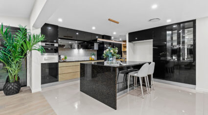 4/35 Tullylease Pl Chermside West , QLD 4032 Australia