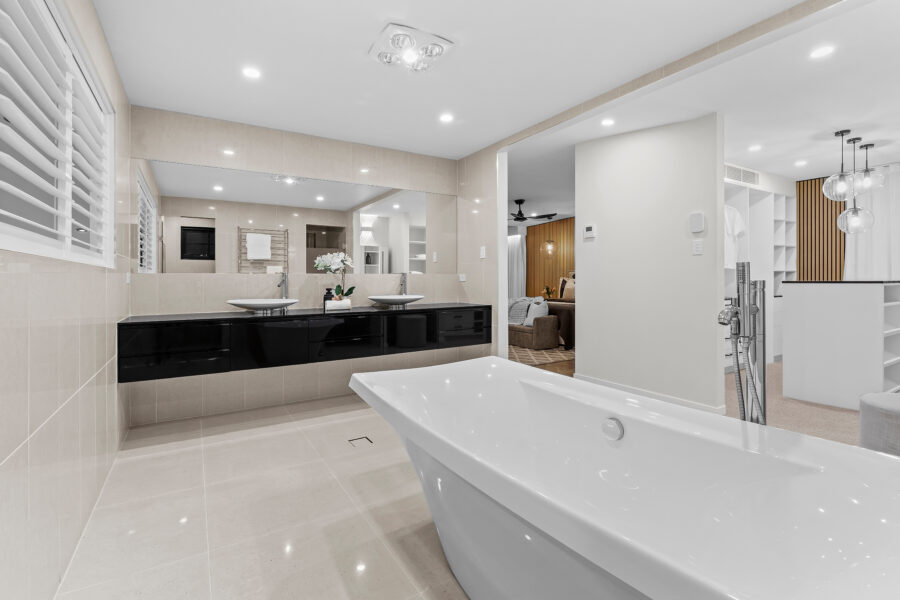 4/35 Tullylease Pl Chermside West , QLD 4032 Australia