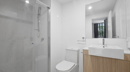 204/65 Depper St St Lucia , QLD 4067 Australia