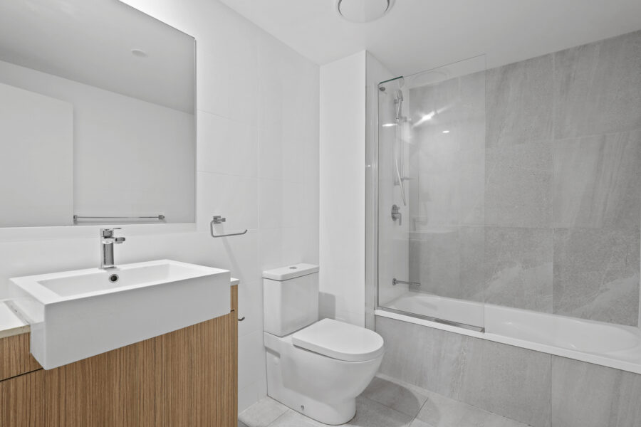 204/65 Depper St St Lucia , QLD 4067 Australia