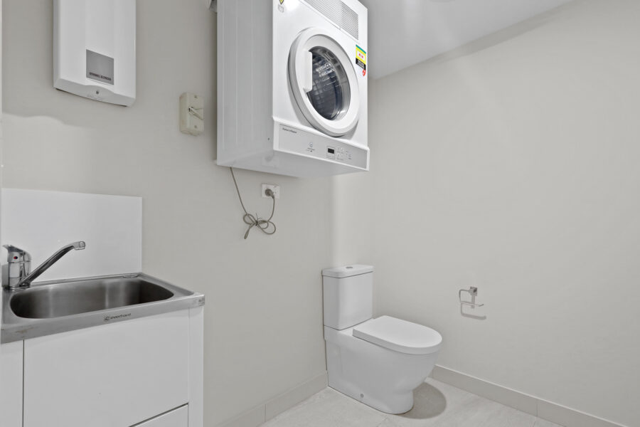 204/65 Depper St St Lucia , QLD 4067 Australia