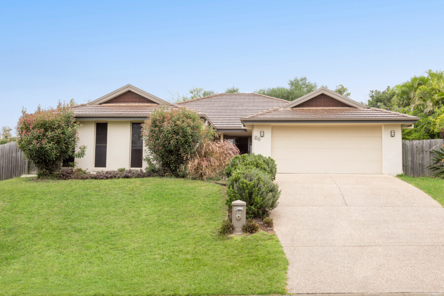 59 Pine County Place BELLBOWRIE , QLD 4070 