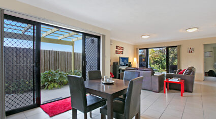 1/24 Oliver Street NUNDAH , QLD 4012 