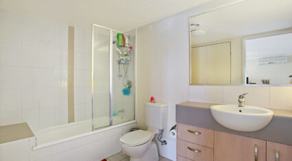 1/24 Oliver Street NUNDAH , QLD 4012 