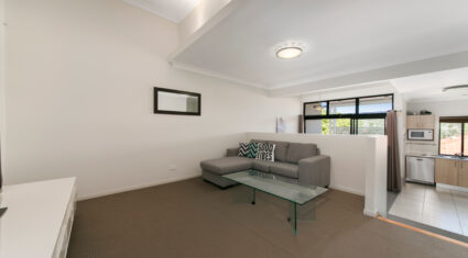 4/18 Highview Terrace St Lucia , QLD 4067 Australia