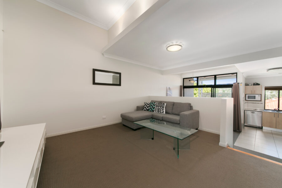 4/18 Highview Terrace St Lucia , QLD 4067 Australia
