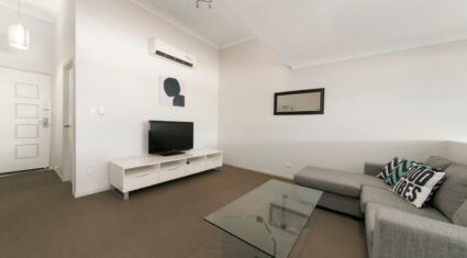 4/18 Highview Terrace St Lucia , QLD 4067 Australia