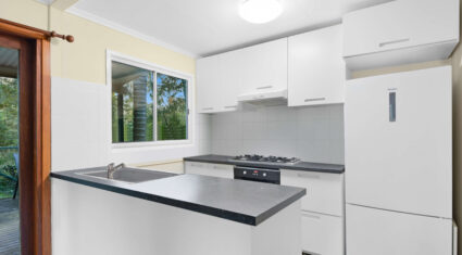 528 Mount Crosby Rd Anstead , QLD 4070 Australia