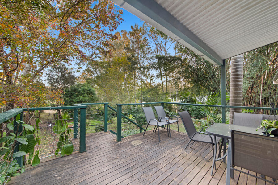 528 Mount Crosby Rd Anstead , QLD 4070 Australia