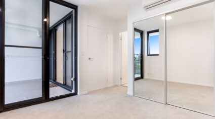 409/65 Depper St St Lucia , QLD 4067 Australia