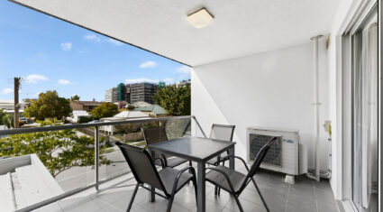 203/19 O'Keefe St Woolloongabba , QLD 4102 Australia