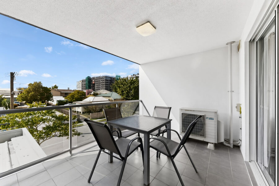 203/19 O'Keefe St Woolloongabba , QLD 4102 Australia