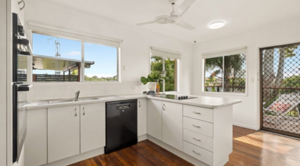 28 Gleason St McDowall , QLD 4053 Australia