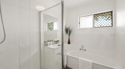 28 Gleason St McDowall , QLD 4053 Australia