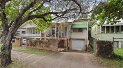 2/46 Carl Street Woolloongabba , QLD 4102 Australia