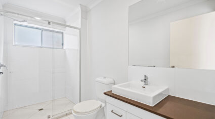 1/9 Bombery Street Cannon Hill , QLD 4170 Ca