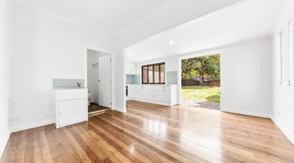 5a Kingsley Parade Yeronga , QLD 4104 Australia