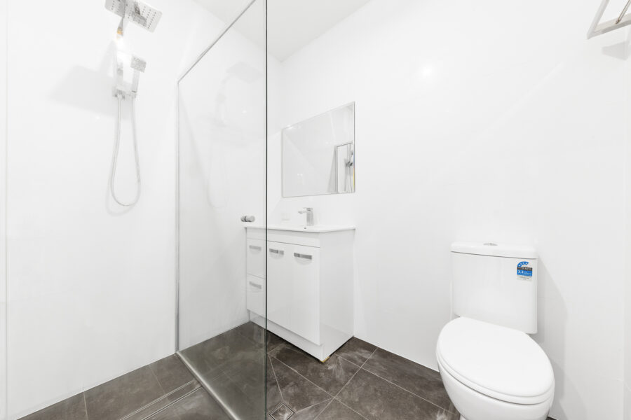5a Kingsley Parade Yeronga , QLD 4104 Australia