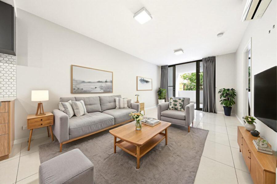 204/65 Depper St St Lucia , QLD 4067 Australia
