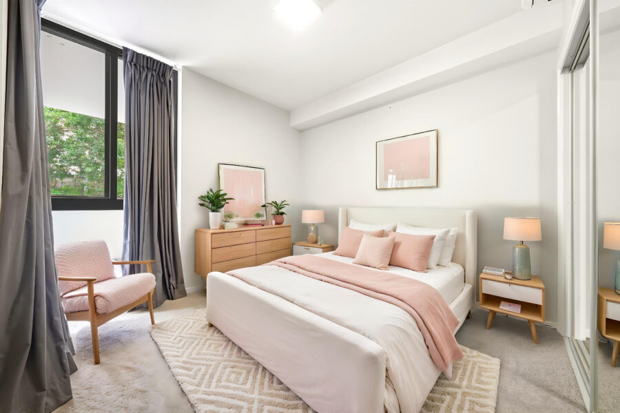 204/65 Depper St St Lucia , QLD 4067 Australia