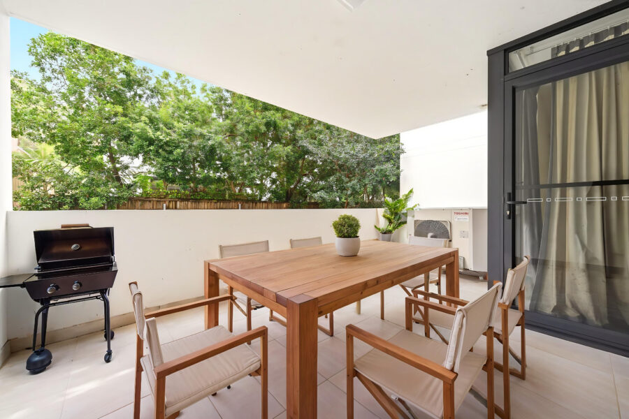 204/65 Depper St St Lucia , QLD 4067 Australia
