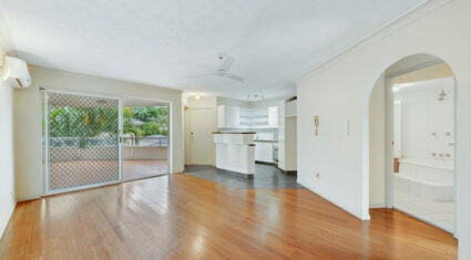 4/11 Cadell St Toowong , QLD 4066 Australia